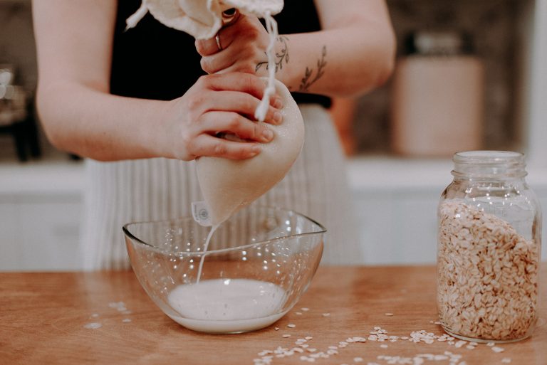 Fabriquer son lait d’avoine maison… non gluant!