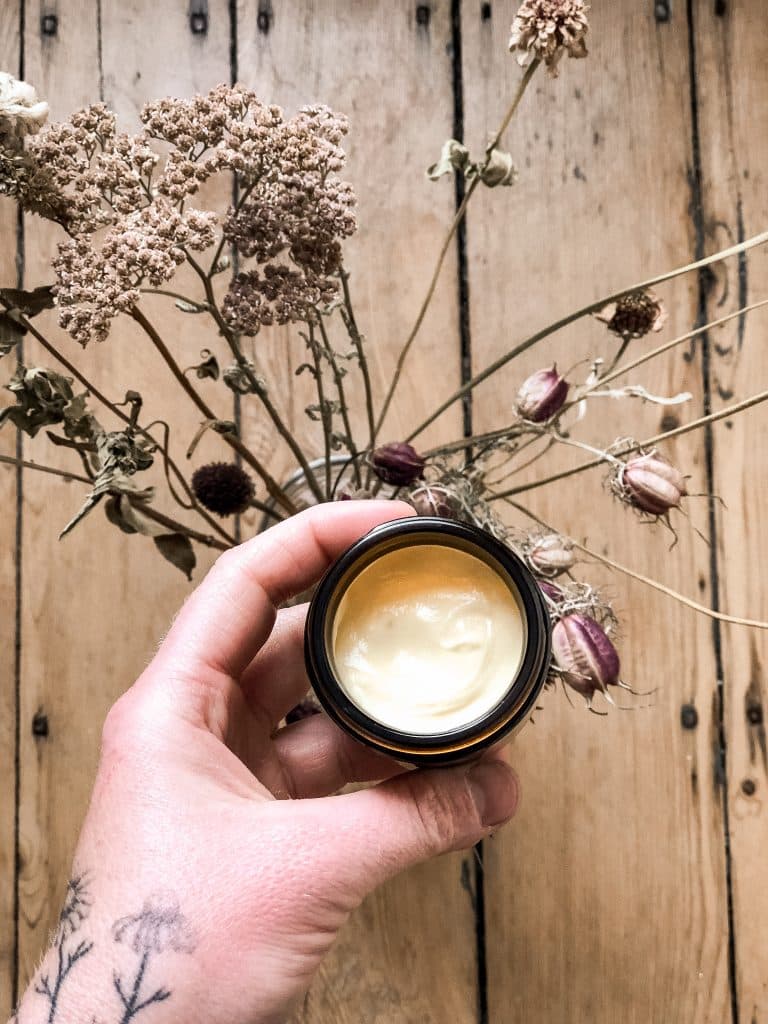 Crème contour des yeux – rose et immortelle