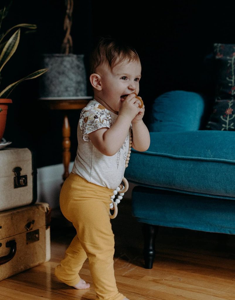Dossier huiles essentielles: bébés et enfants