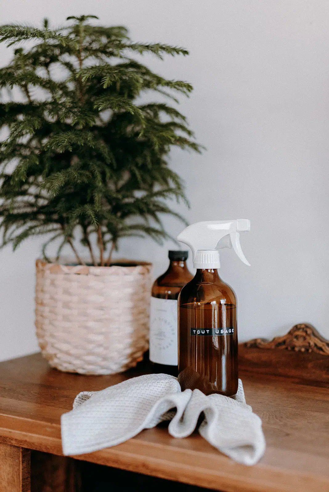 Nettoyant tout usage (sans vinaigre!) - Les Mauvaises Herbes