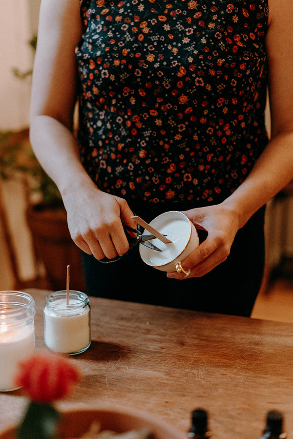Fabriquer ses bougies de soya aux huiles essentielles | Atelier en présentiel - Les Mauvaises Herbes