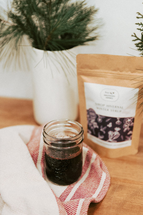 Mélange à sirop hivernal - sureau et guimauve - Les Mauvaises Herbes