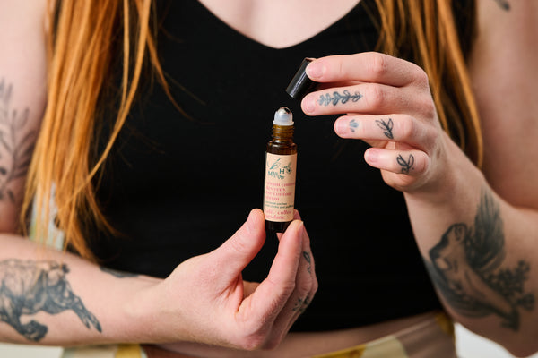 Sérum contour des yeux - cernes et poches - WHOLESALE - Les Mauvaises Herbes